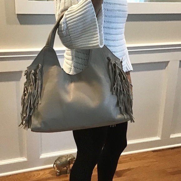 SALE❗️BOHO CHIC TASSELED LEATHER BAG/TOTE - Picture 4 of 16